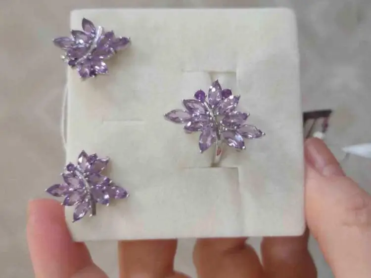 Серебряный комплект с аметистами
