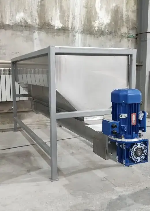 Шнековый транспортёр с приёмным бункером, объявление на Татат