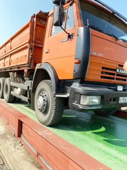 Автомобильные весы АСП 120 тонн 24 метра на поверхности