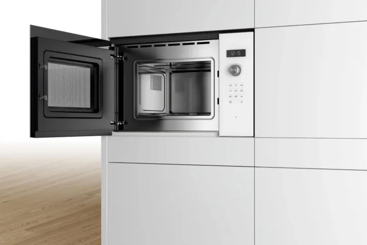 Встроенная микроволновая печь BOSCH BFL524MW0