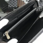 Клатч Louis Vuitton, объявление на Татат
