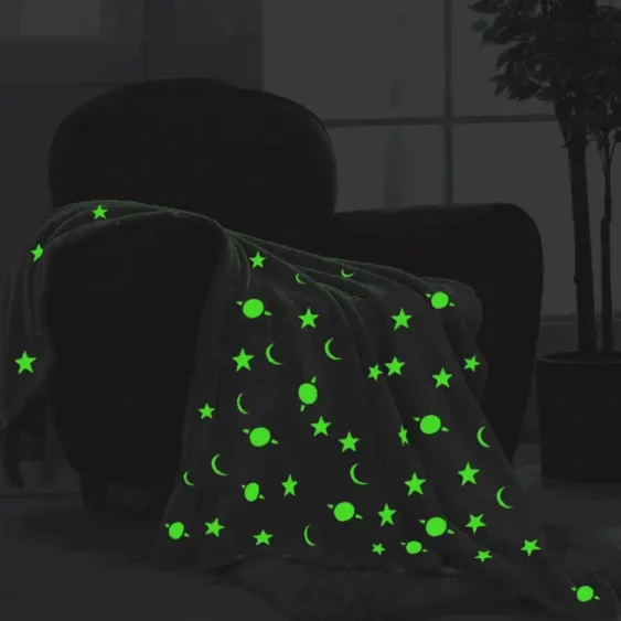 Плед-покрывало светящееся в темноте Baziator Magic Blanket