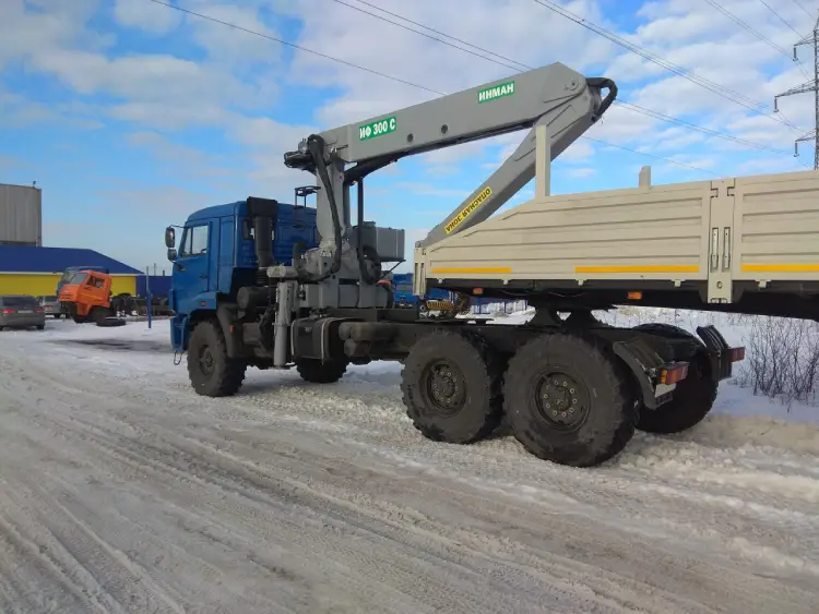 Камаз 44108 тягач с ГМУ ИФ-300