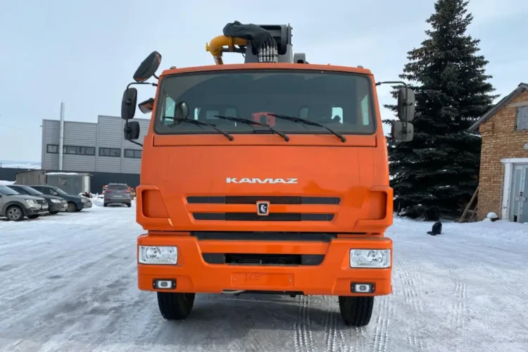 Автобетононасос Камаз 6540 8×4