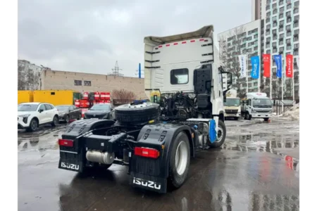 Новый седельный тягач Isuzu Giga с гарантией, объявление на Татат