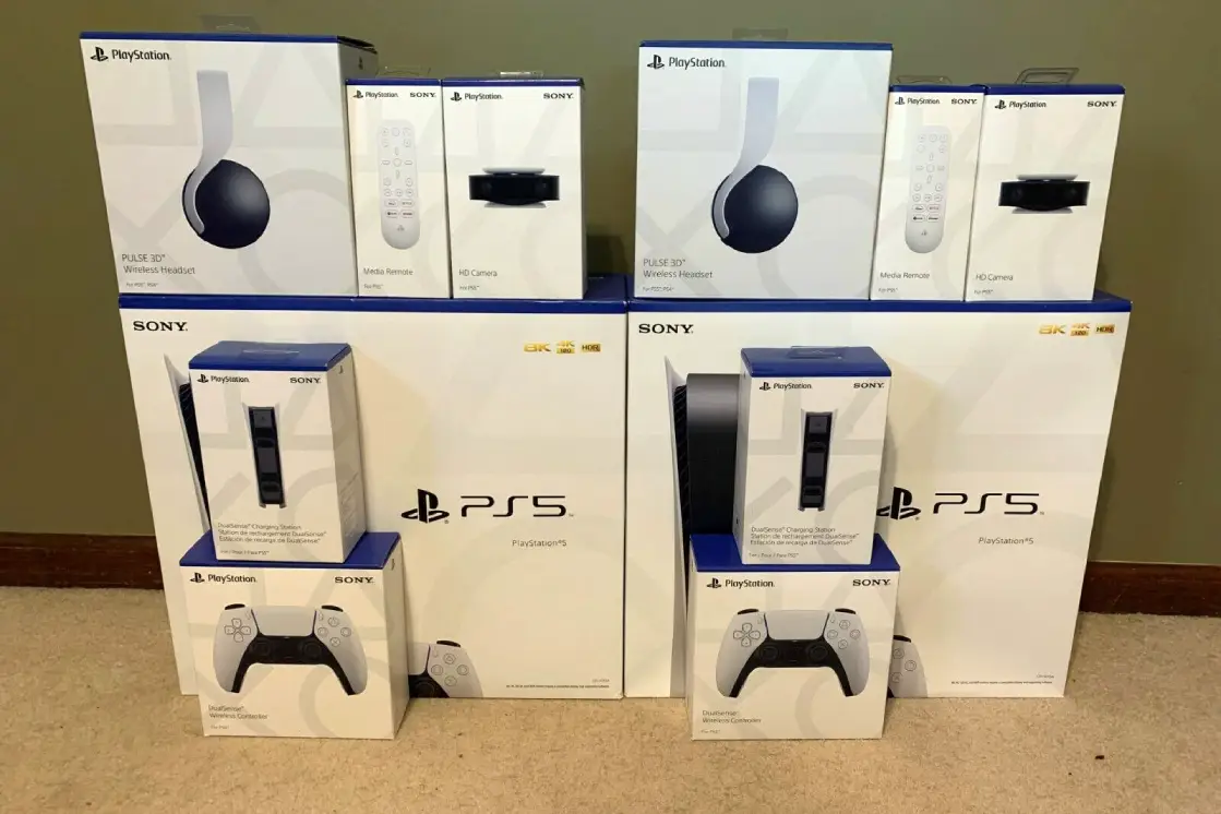 Sony PlayStation 5 CFI-1200A01 в оригинальной упаковке